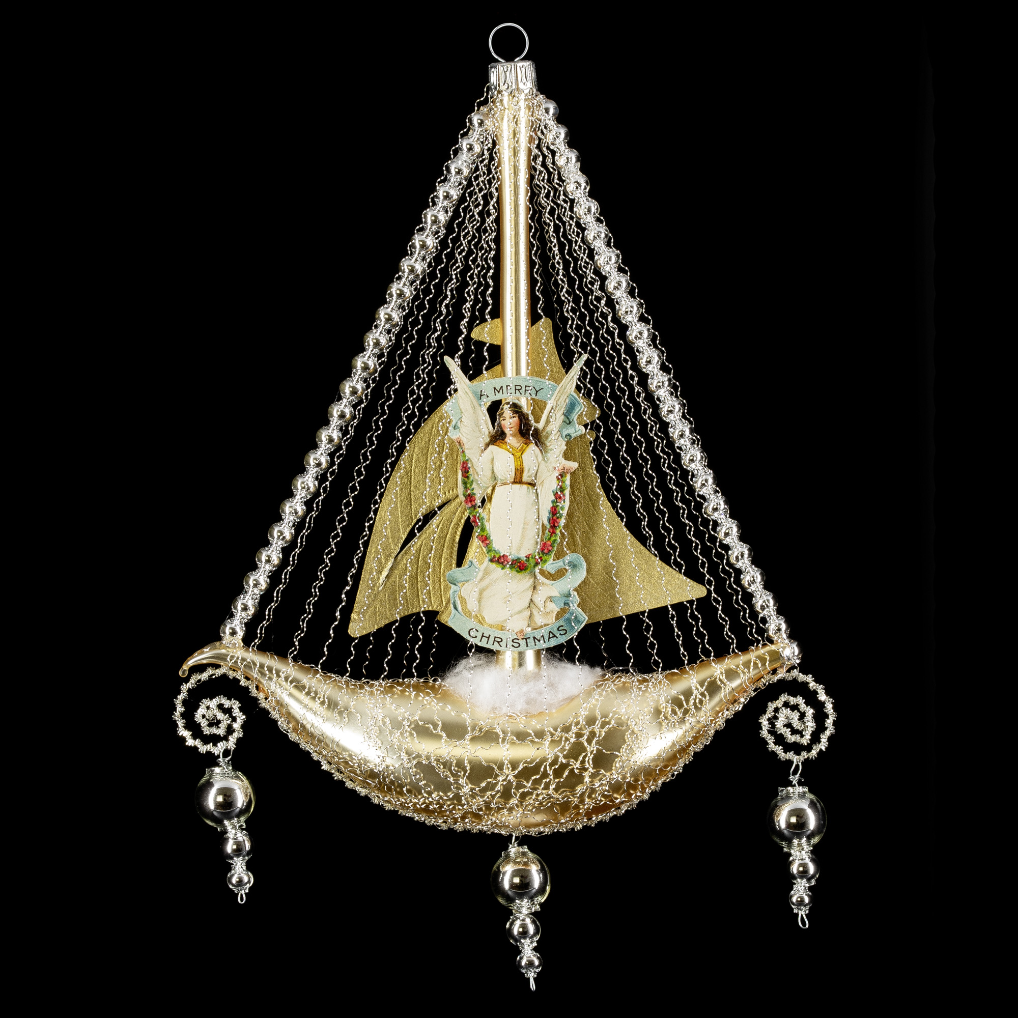 Schiff mit Engel-Oblate, Segel und 3 Perlenhängern, gold